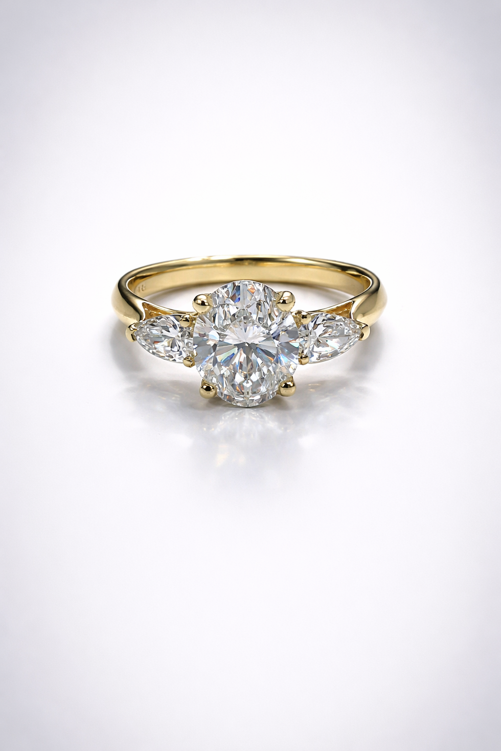 Laurelée 2.82 CT Oval Engagement Ring