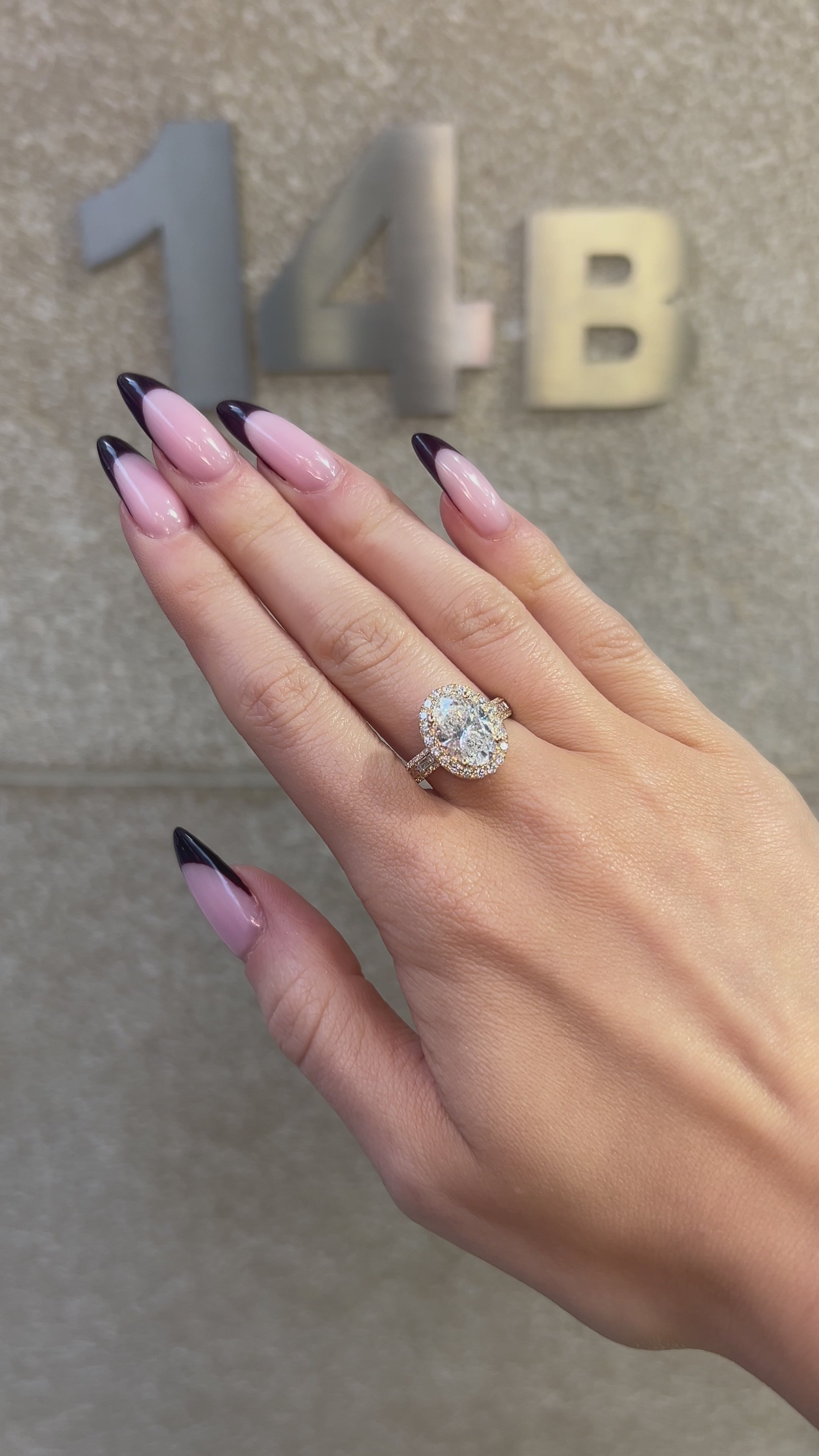 Luna Oval Diamond Ring – 4.02 CT Total